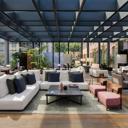Hilton Lake Como-2